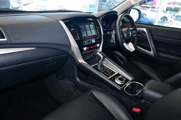 2025 Mitsubishi Pajero Sport Exceed