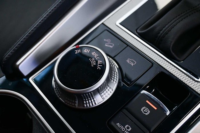 2025 Mitsubishi Pajero Sport Exceed