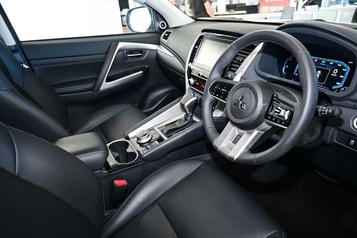 2025 Mitsubishi Pajero Sport Exceed