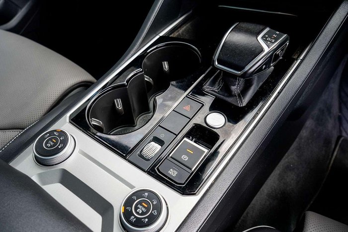 2022 Volkswagen Touareg 210TDI R-Line