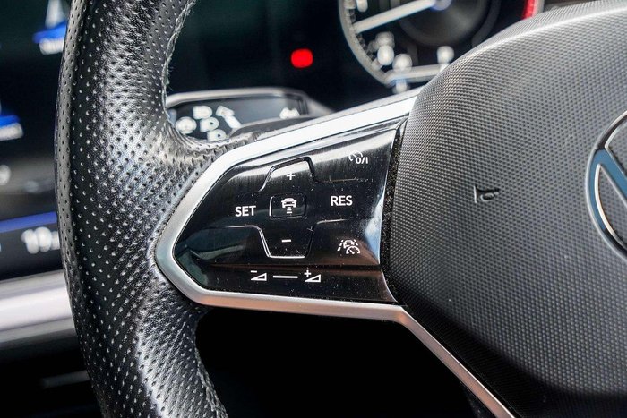 2022 Volkswagen Touareg 210TDI R-Line