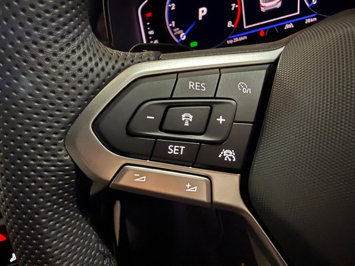 2025 Volkswagen T-Roc 140TSI R-Line