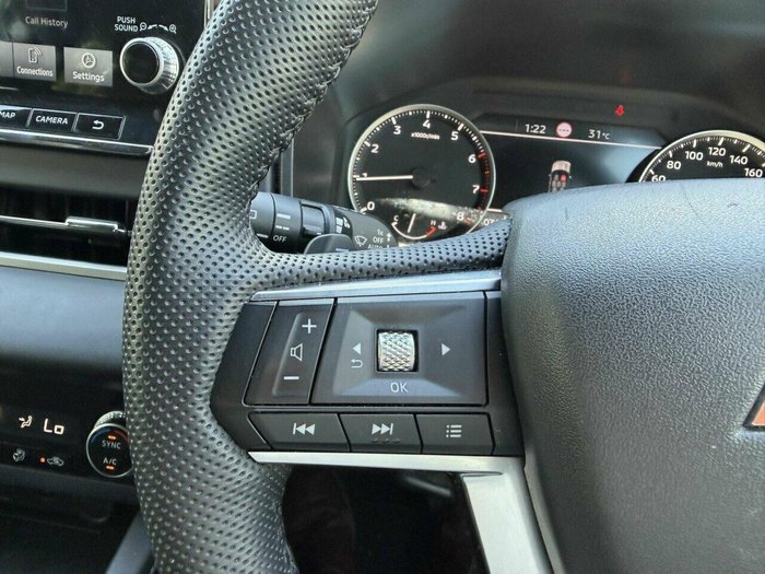 2023 Mitsubishi Outlander LS Black Edition