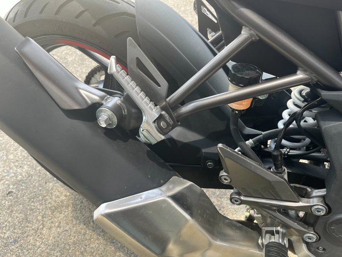 2015 Kawasaki Z250 SL LAVA ORANGE