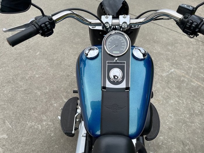 2014 HARLEY-DAVIDSON FLSTFB FAT BOY LO Blue