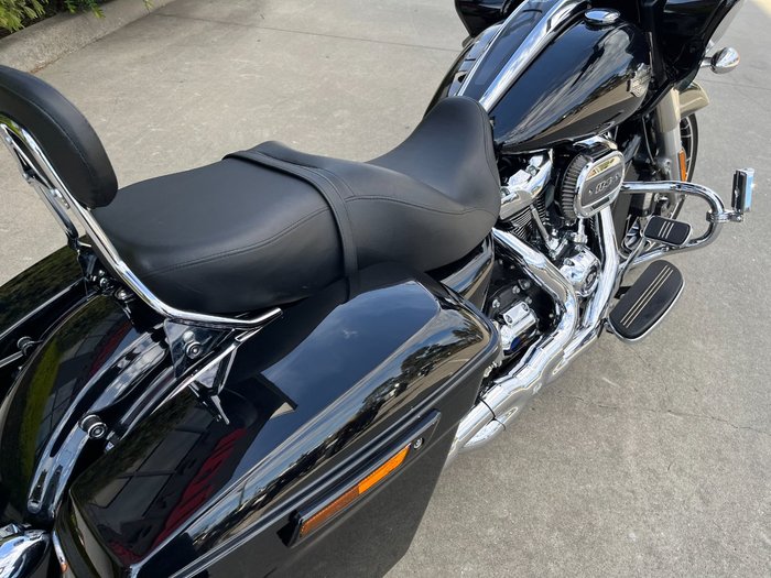 2022 HARLEY-DAVIDSON FLTRXS ROAD GLIDE SPECIAL BLACK