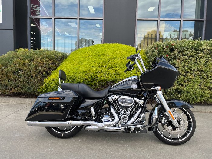 2022 HARLEY-DAVIDSON FLTRXS ROAD GLIDE SPECIAL BLACK