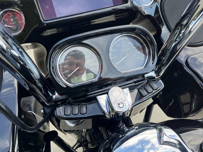 2022 HARLEY-DAVIDSON FLTRXS ROAD GLIDE SPECIAL BLACK