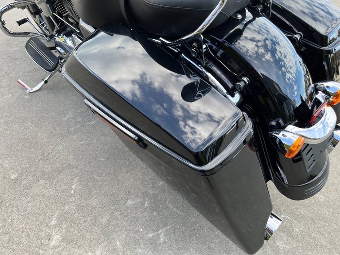 2022 HARLEY-DAVIDSON FLTRXS ROAD GLIDE SPECIAL BLACK
