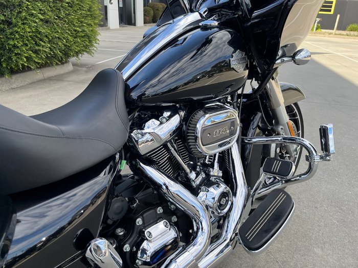 2022 HARLEY-DAVIDSON FLTRXS ROAD GLIDE SPECIAL BLACK