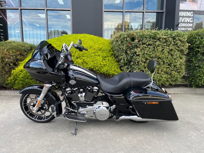 2022 HARLEY-DAVIDSON FLTRXS ROAD GLIDE SPECIAL BLACK