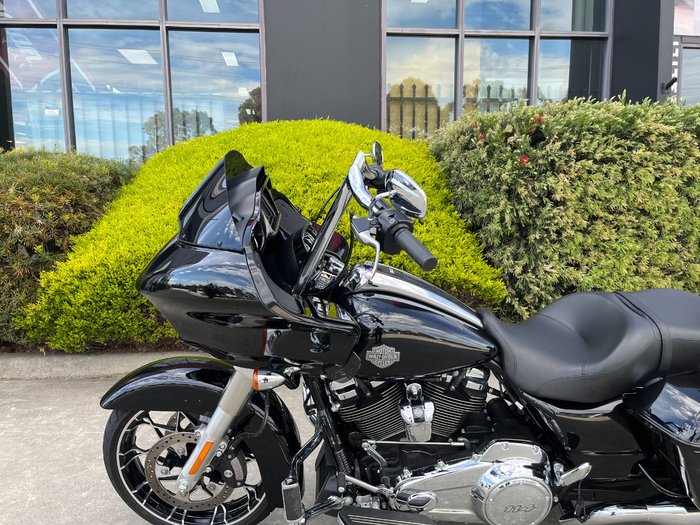 2022 HARLEY-DAVIDSON FLTRXS ROAD GLIDE SPECIAL BLACK