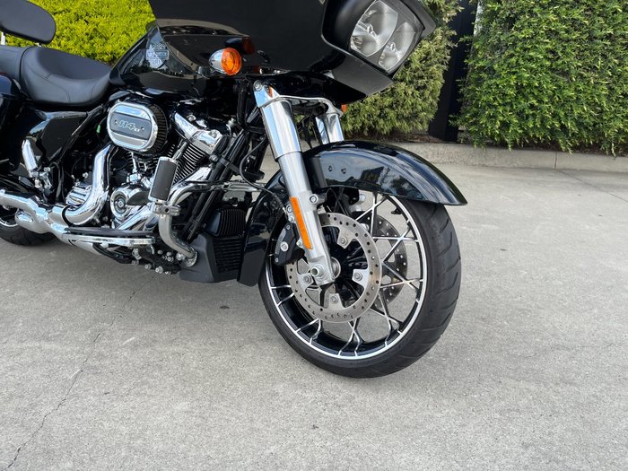 2022 HARLEY-DAVIDSON FLTRXS ROAD GLIDE SPECIAL BLACK