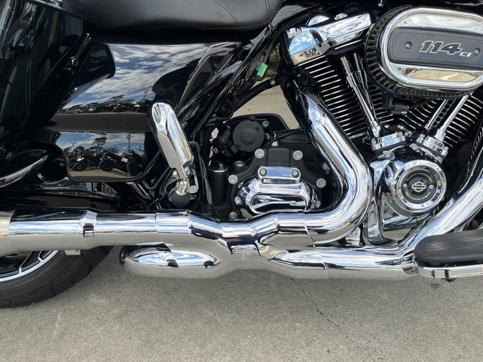 2022 HARLEY-DAVIDSON FLTRXS ROAD GLIDE SPECIAL BLACK