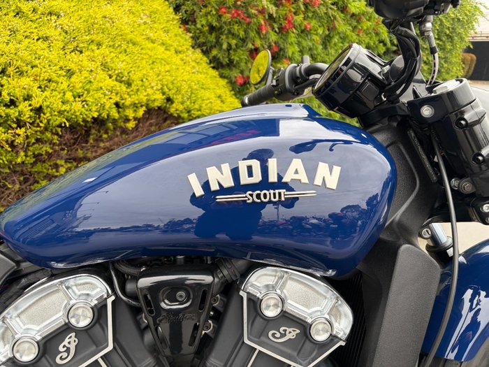 2023 Indian SCOUT BOBBER Blue