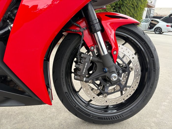 2013 Honda CBR1000RR (FIREBLADE) Red