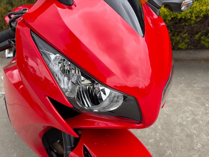 2013 Honda CBR1000RR (FIREBLADE) Red