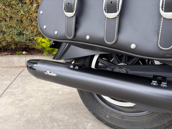 2019 Indian CHIEF DARK HORSE ThunderBLACKSmoke