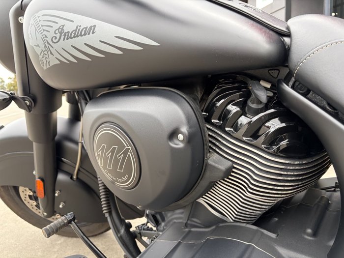 2019 Indian CHIEF DARK HORSE ThunderBLACKSmoke
