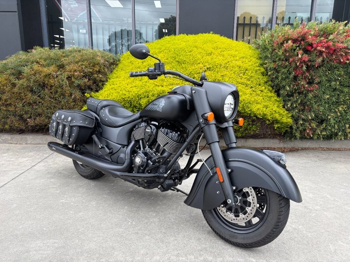2019 Indian CHIEF DARK HORSE ThunderBLACKSmoke