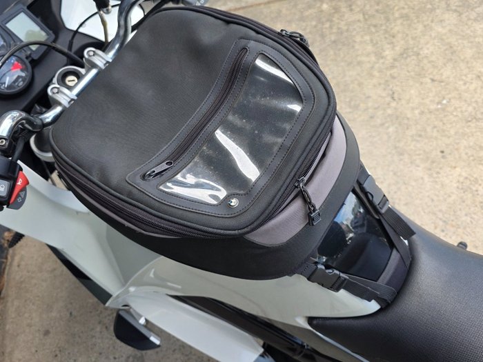 2011 BMW Motorrad F 800 R GREY