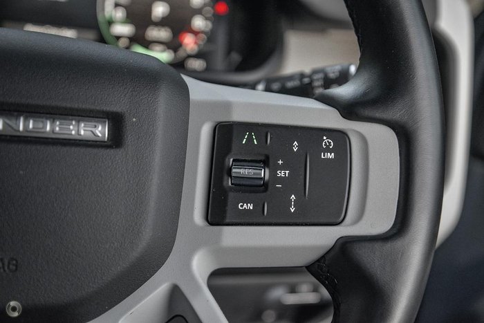 2023 Land Rover Defender 110 P400e X-Dynamic SE