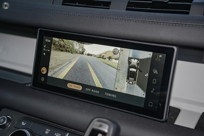 2023 Land Rover Defender 110 P400e X-Dynamic SE