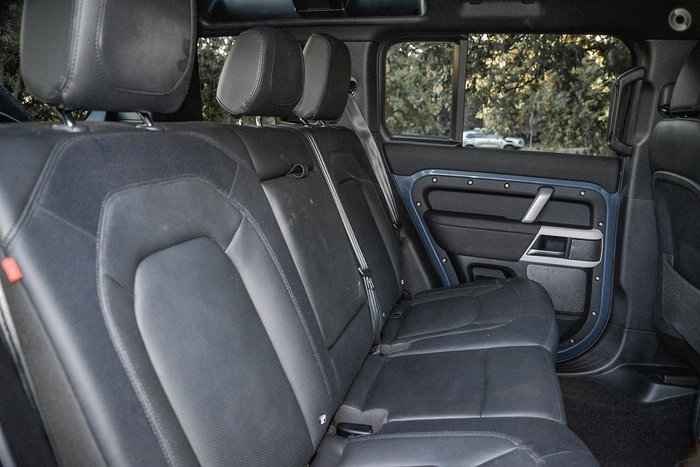 2023 Land Rover Defender 110 P400e X-Dynamic SE