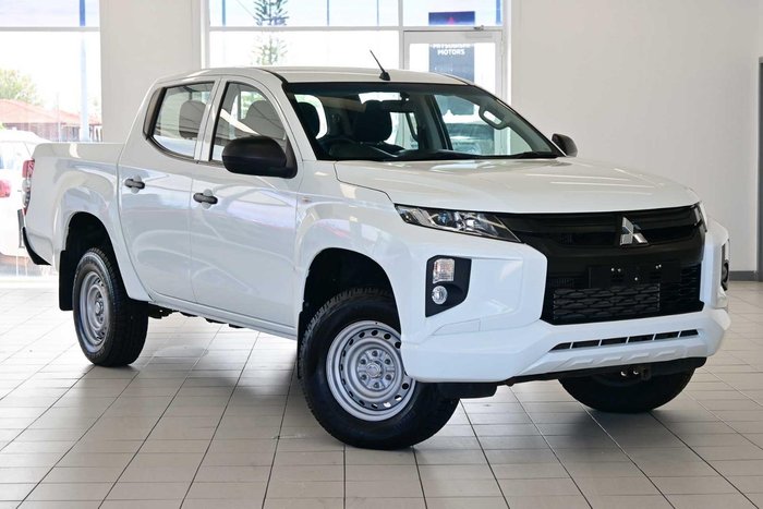 2021 Mitsubishi Triton GLX