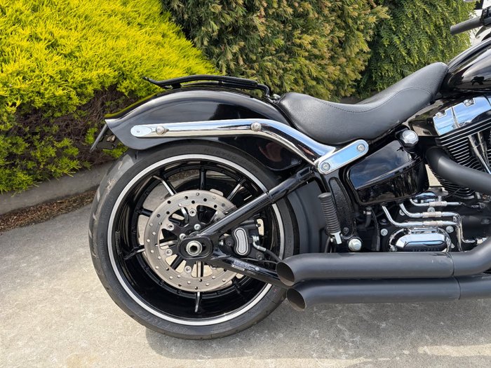 2014 HARLEY-DAVIDSON BREAKOUT Orange