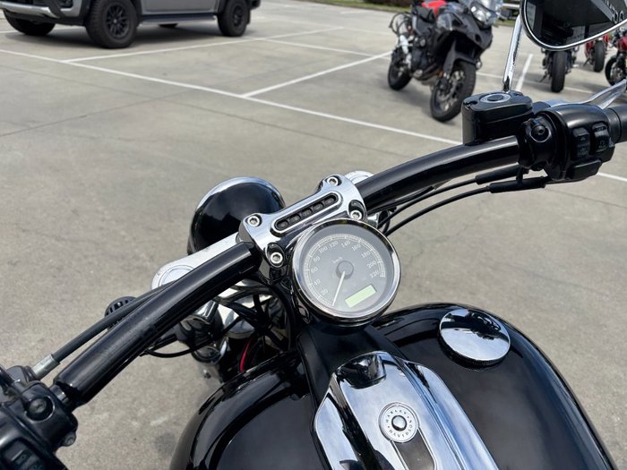 2014 HARLEY-DAVIDSON BREAKOUT Orange