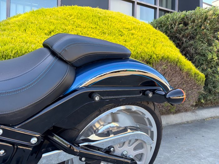 2018 HARLEY-DAVIDSON FLFBS_ANV FAT BOY ANNV Blue