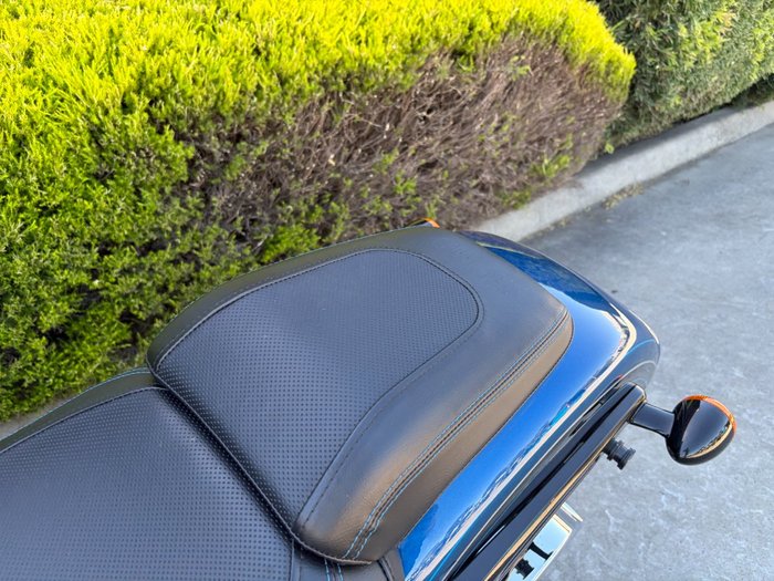 2018 HARLEY-DAVIDSON FLFBS_ANV FAT BOY ANNV Blue