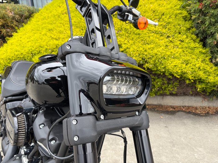 2018 HARLEY-DAVIDSON FXFBS FAT BOB Black