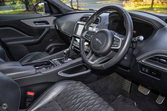 2020 Jaguar F-PACE SVR