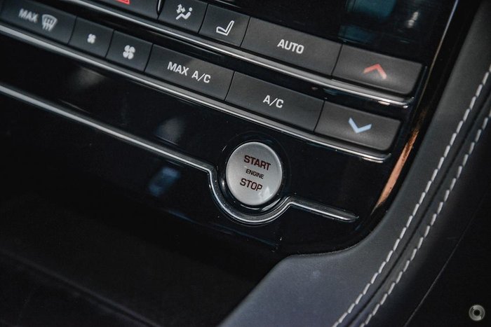 2020 Jaguar F-PACE SVR