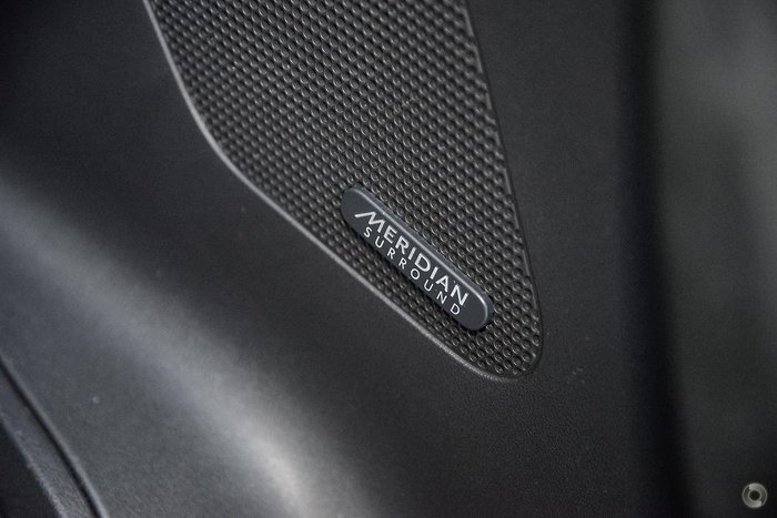 2020 Jaguar F-PACE SVR