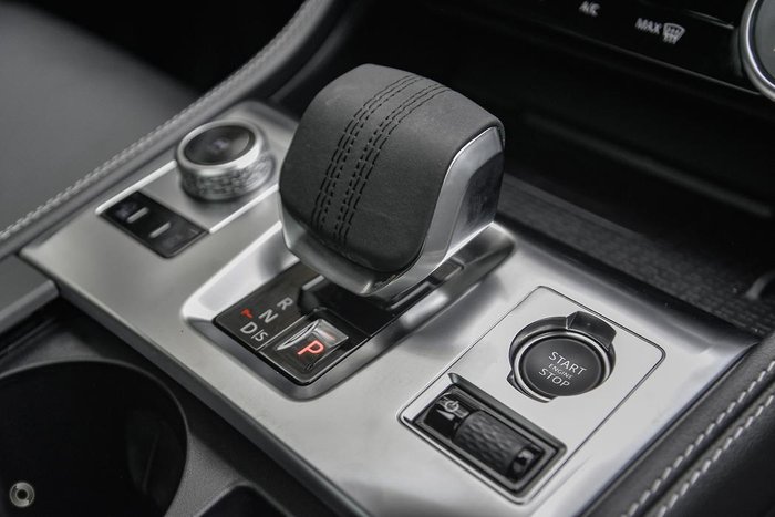 2023 Jaguar F-PACE P250 R-Dynamic SE