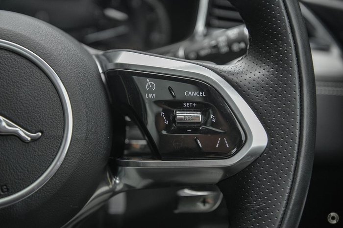 2023 Jaguar F-PACE P250 R-Dynamic SE