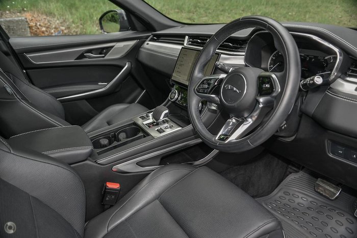 2023 Jaguar F-PACE P250 R-Dynamic SE