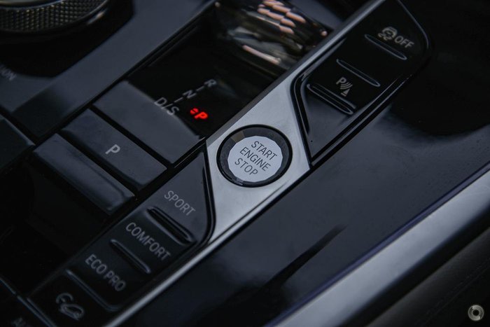 2023 BMW X7 xDrive40d Design Pure Excellence