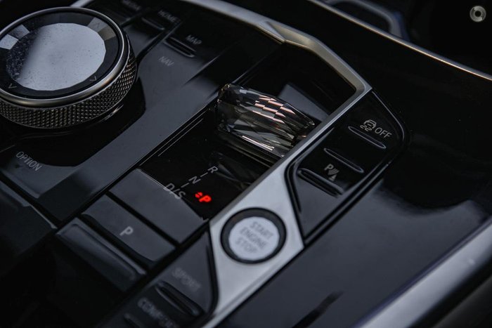 2023 BMW X7 xDrive40d Design Pure Excellence