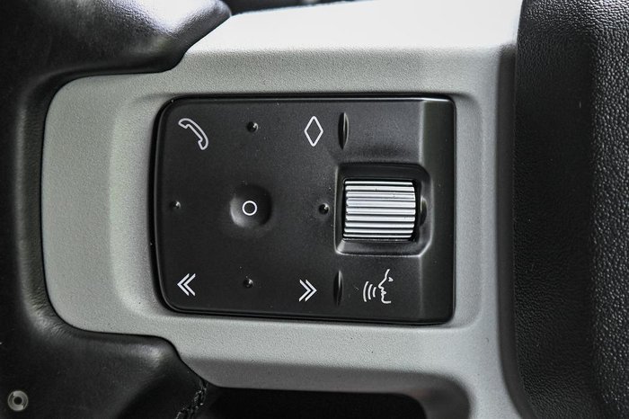 2020 Land Rover Defender 110 D240 SE