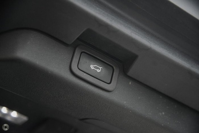 2017 Land Rover Discovery TD6 HSE