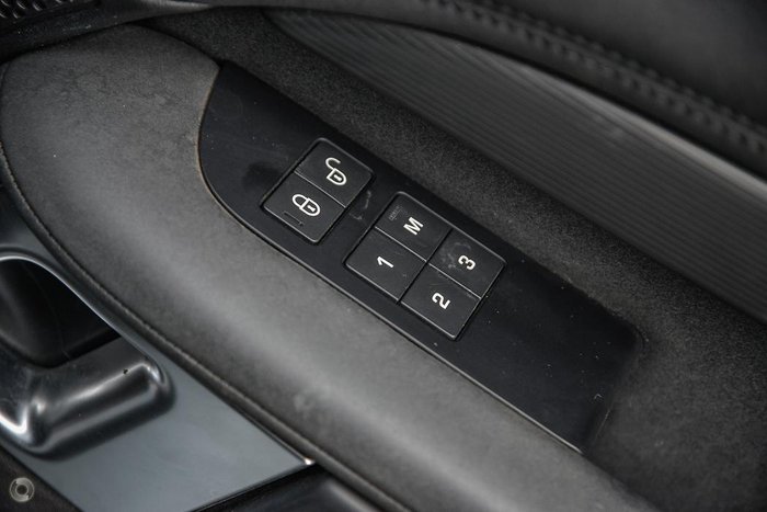 2017 Land Rover Discovery TD6 HSE