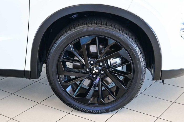 2024 Mitsubishi Outlander Black Edition