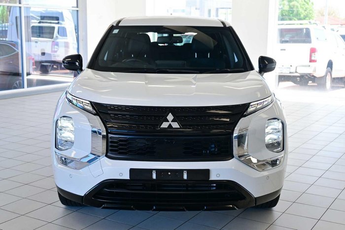 2024 Mitsubishi Outlander Black Edition