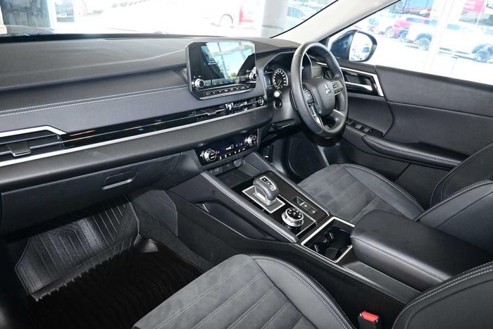 2025 Mitsubishi Outlander Aspire