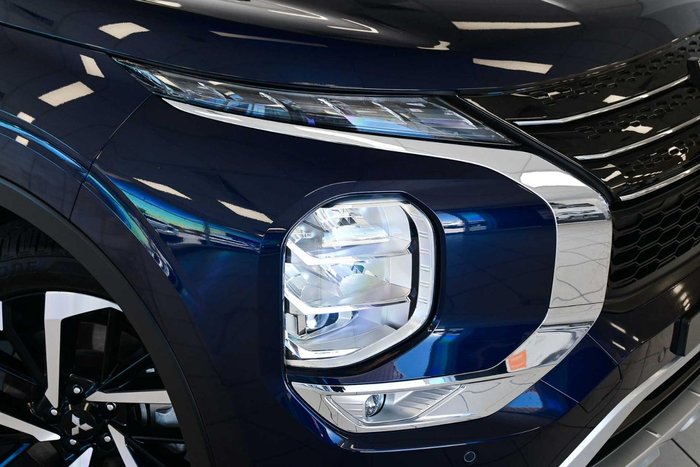 2025 Mitsubishi Outlander Aspire