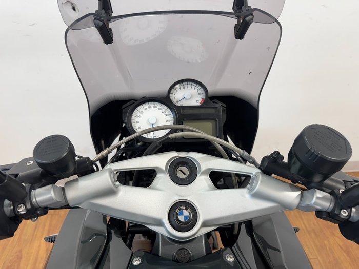 2010 BMW Motorrad K1300 R GREY